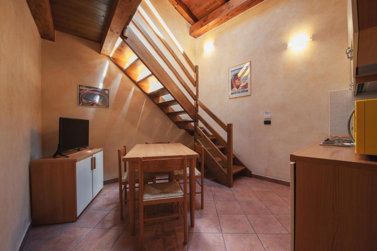 Residence La Tana del Ghiro Bardonecchia Exterior foto